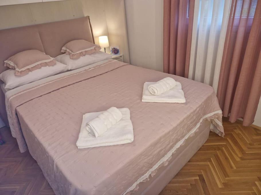 Apartment Pupila Salona Kültér fotó
